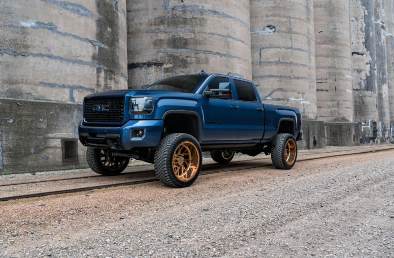 GMC Denali HD | SF022 24X12 - SPECIALTY FORGED WHEELS