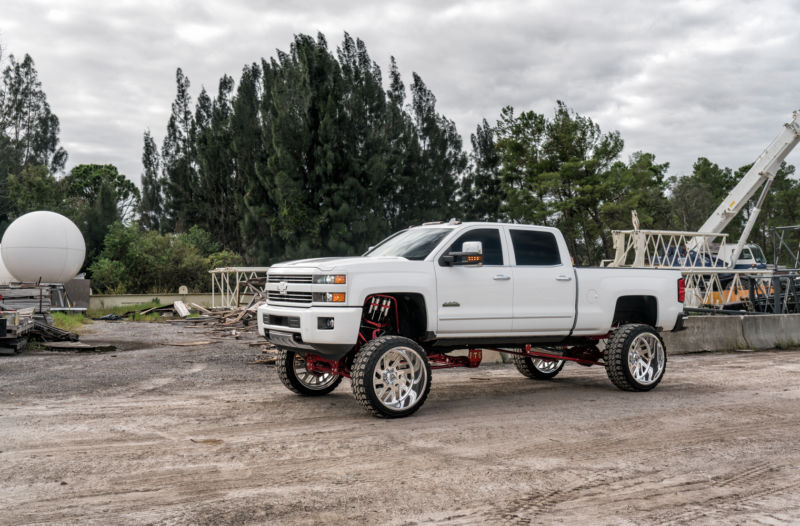 Chevrolet Silverado Duramax | SF015 26X14 - SPECIALTY FORGED WHEELS