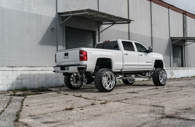 GMC Denali | SF002 26X14 - SPECIALTY FORGED WHEELS